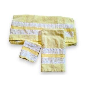 Vintage 70s Martex 3 Piece Bath Towel Set Yellow Lace Cotton MCM Cottagecore
